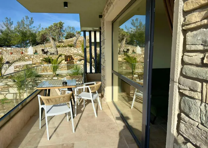 Olea Village Apartament Potos